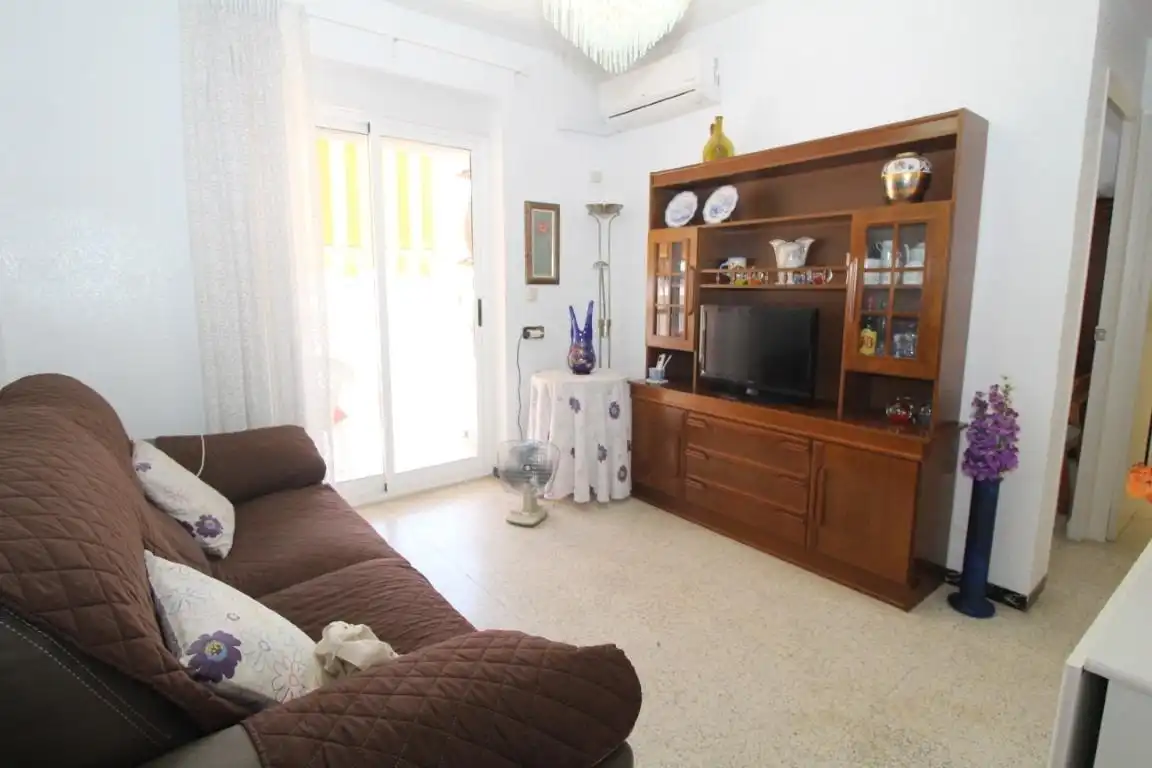 Sala d'estar de Apartament en venda en Torrevieja amb Terrassa