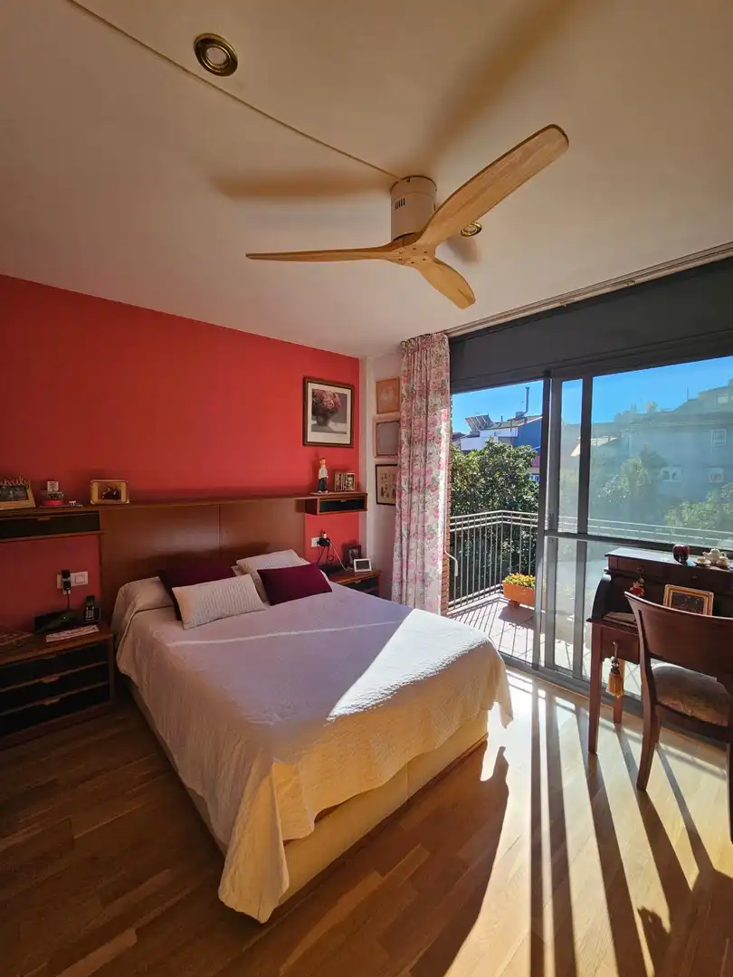 Habitación de Casa adosada en venta en Granollers