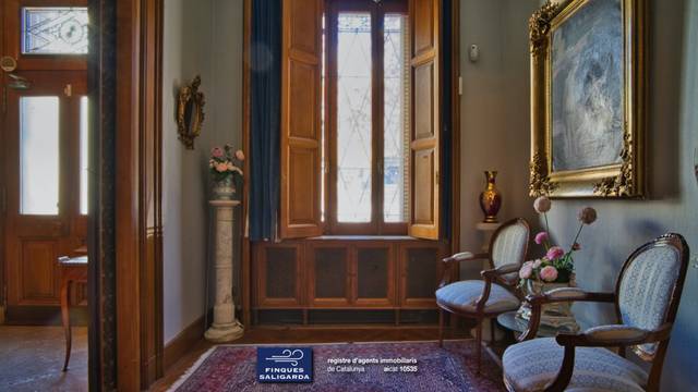 Casa-chalet en Venta en Centre