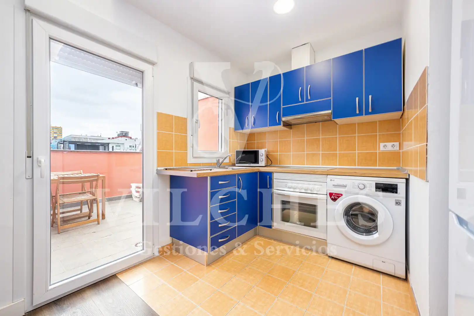 Kitchen of Attic for sale in Las Palmas de Gran Canaria  with Air Conditioner, Terrace and Storage room
