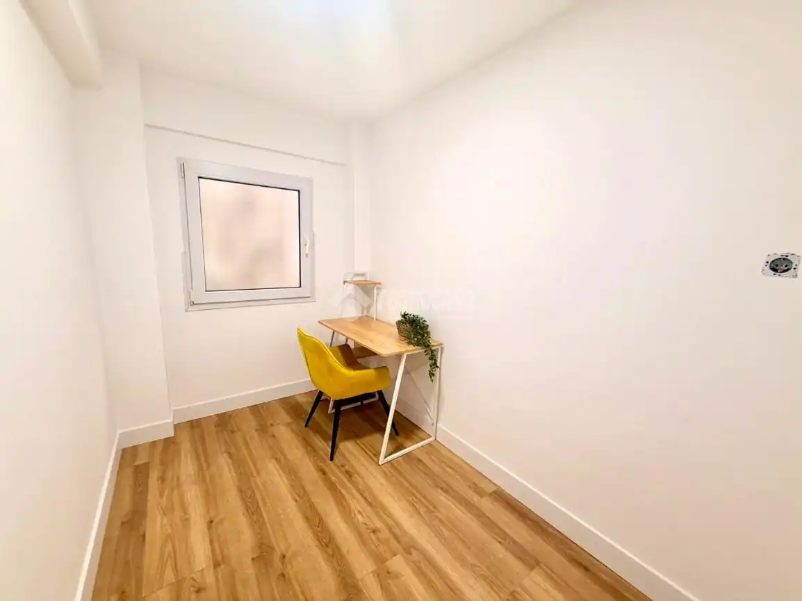 Habitación de Piso en venta en Santander con Calefacción, Parquet y Amueblado