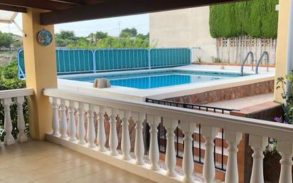 Swimming pool of House or chalet for sale in Chiva  with Terrace and Swimming Pool