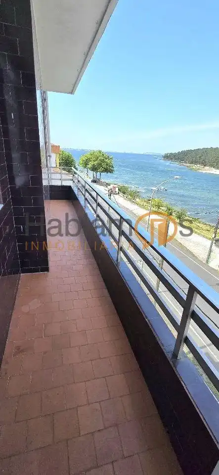 Terraza de Piso en venta en Vilagarcía de Arousa con Calefacción, Terraza y Trastero