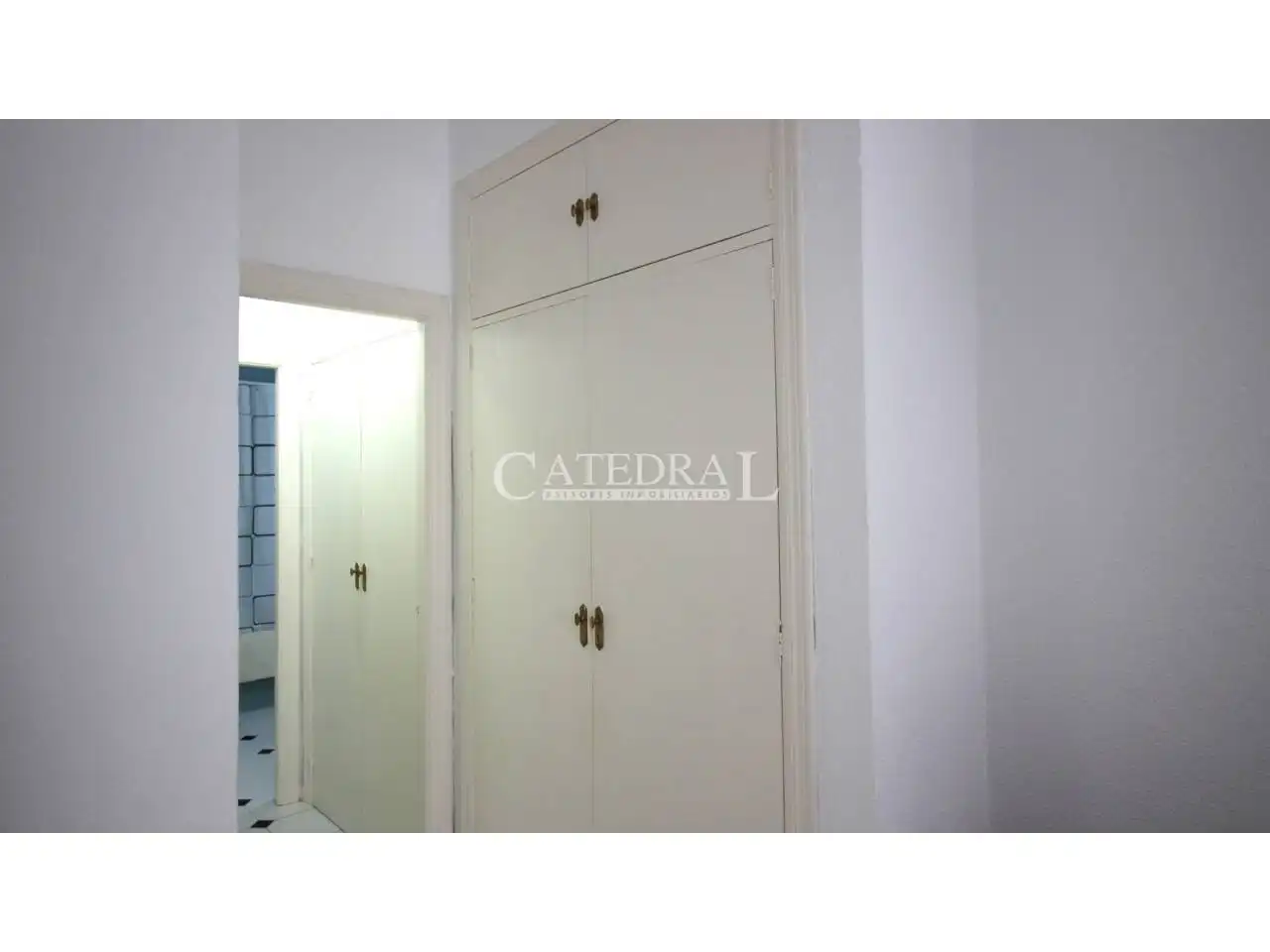 Habitación de Apartamento de alquiler en Sevilla con Aire acondicionado, Amueblado y Balcón
