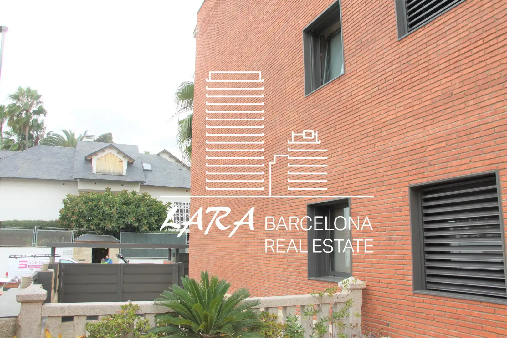 Vista exterior de Casa o chalet en venta en Viladecans con Aire acondicionado, Calefacción y Jardín privado