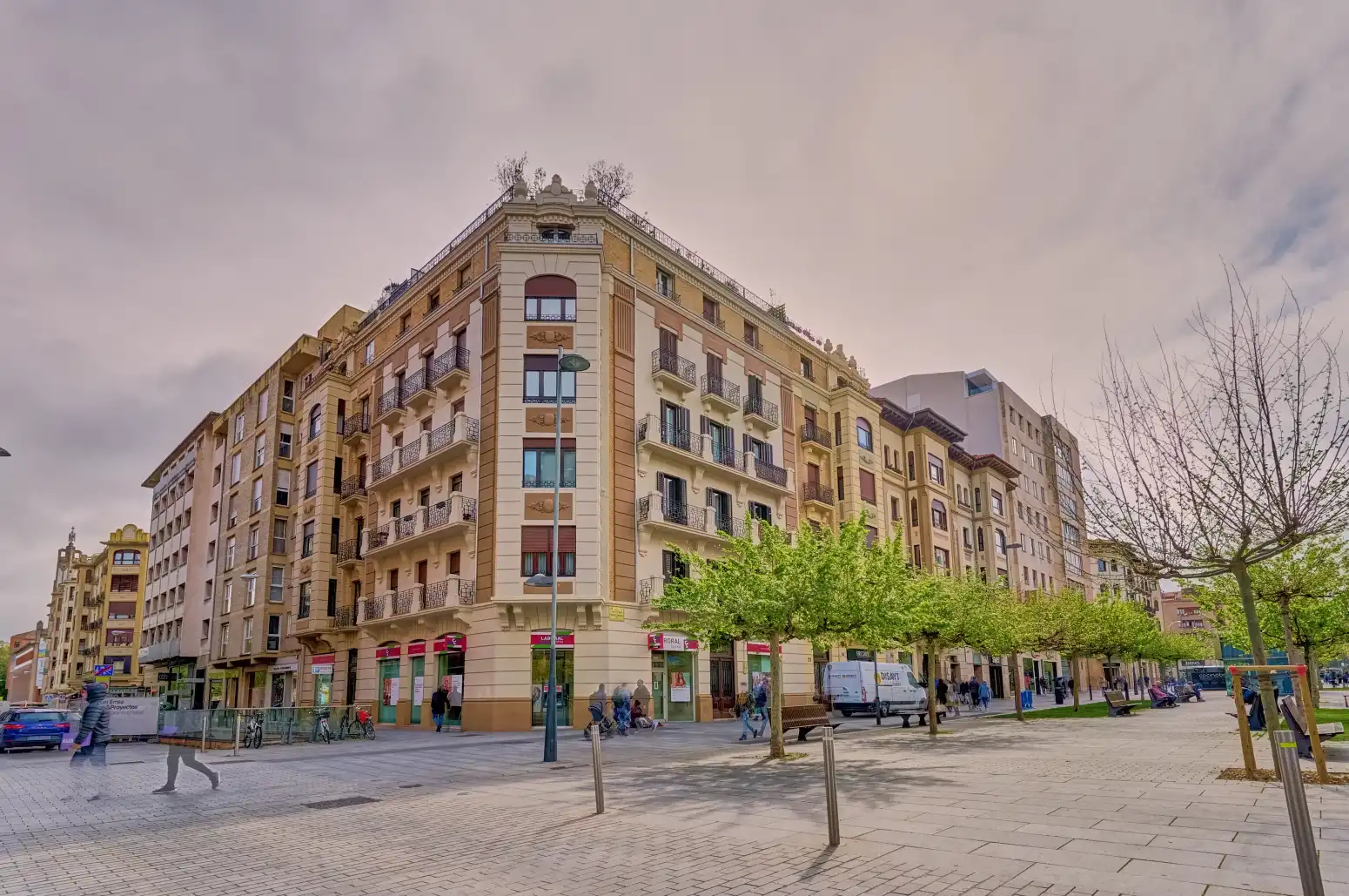 Vista exterior de Oficina en venda en  Pamplona / Iruña amb Calefacció