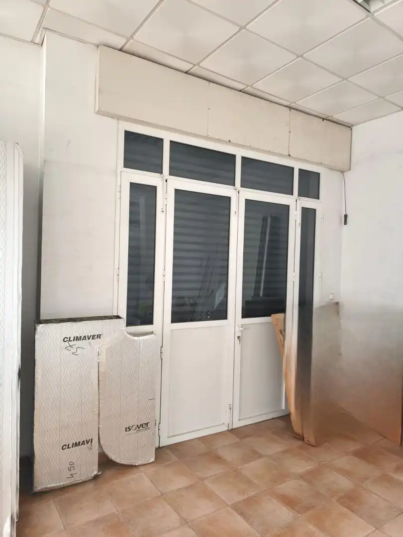 Local comercial en venda a Pedanías Este, imagen 3