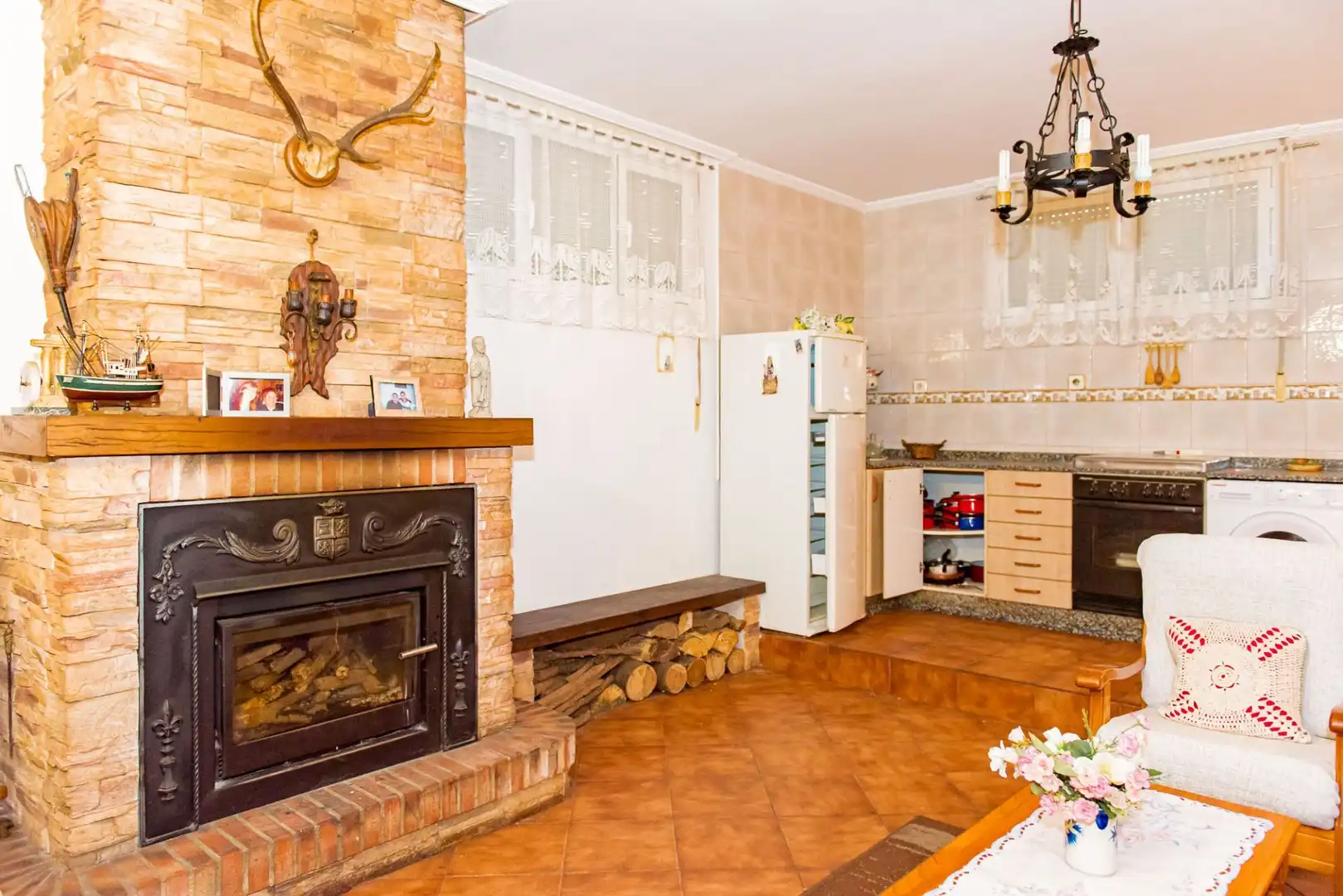 Sala de estar de Casa o chalet en venta en Ponferrada con Calefacción, Jardín privado y Terraza