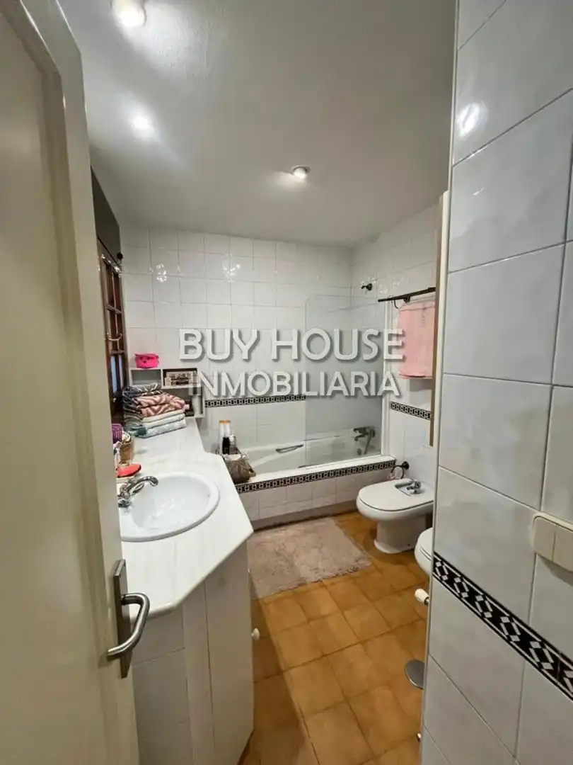 Chalet con jardín en venta en Calle Pocilla 17, imagen 42
