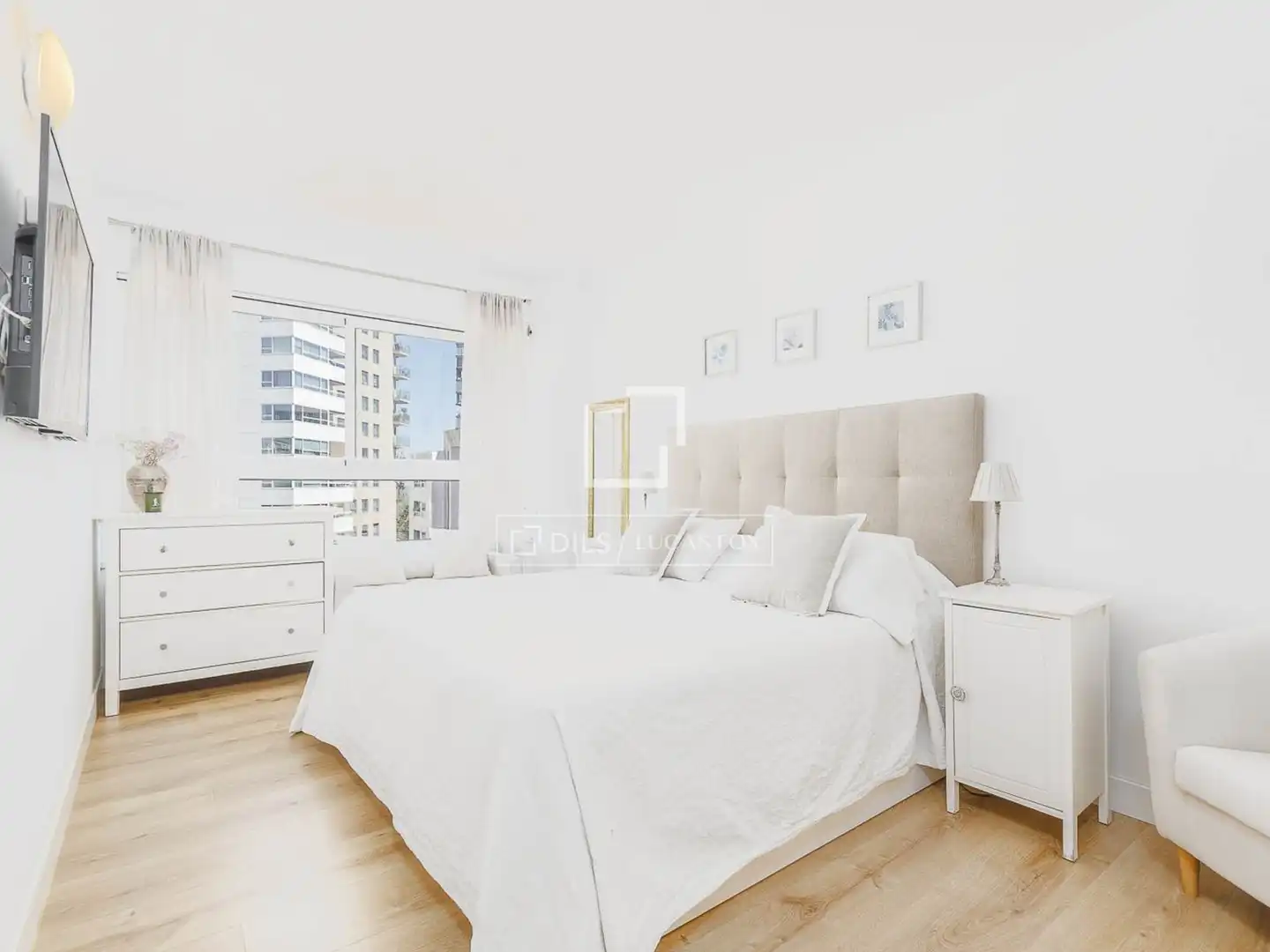 Bedroom of Flat for sale in Barcelona  with Air Conditioner, Private garden and Terrace