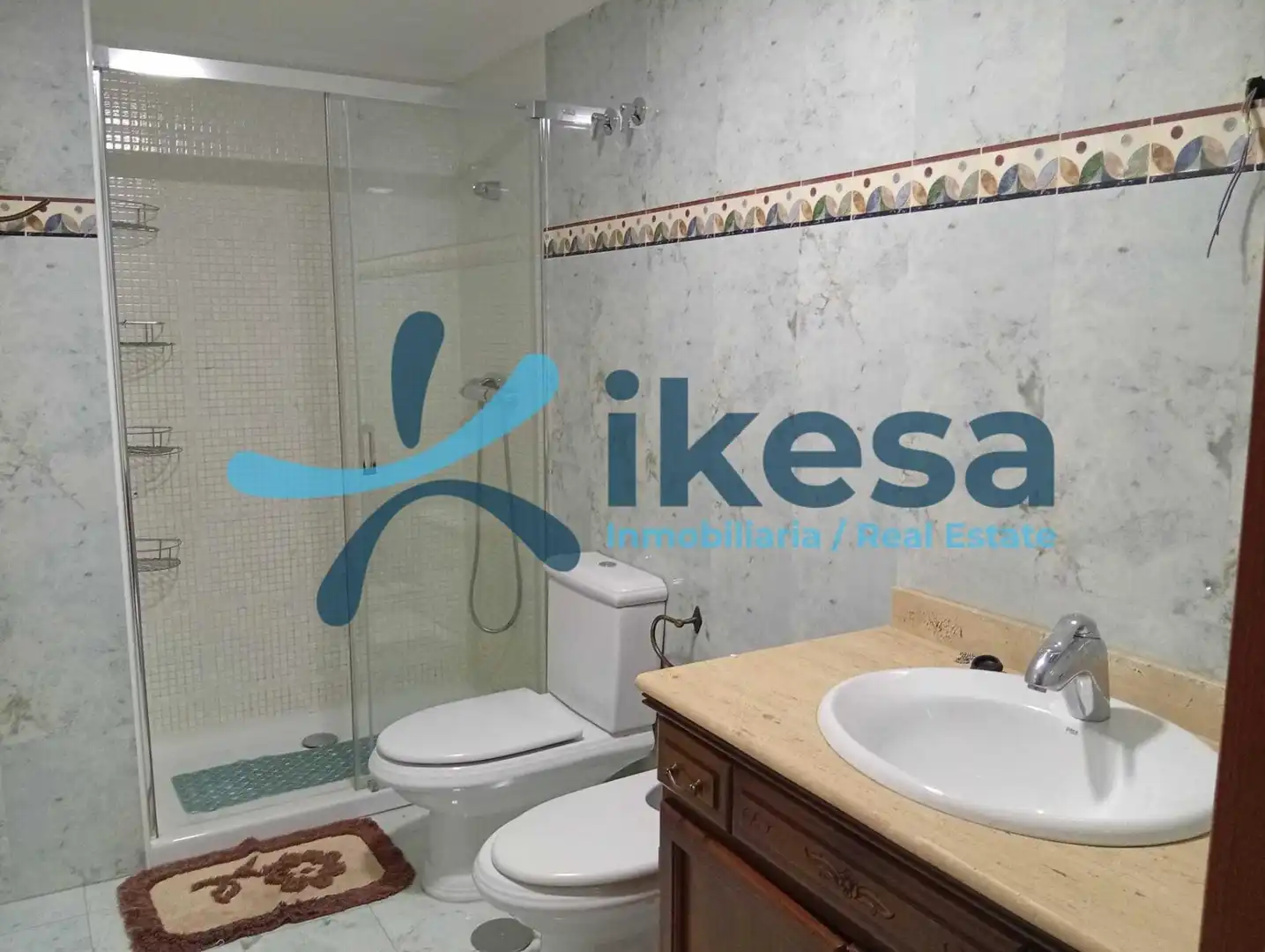 Bany de Casa o xalet en venda en Almería amb Terrassa