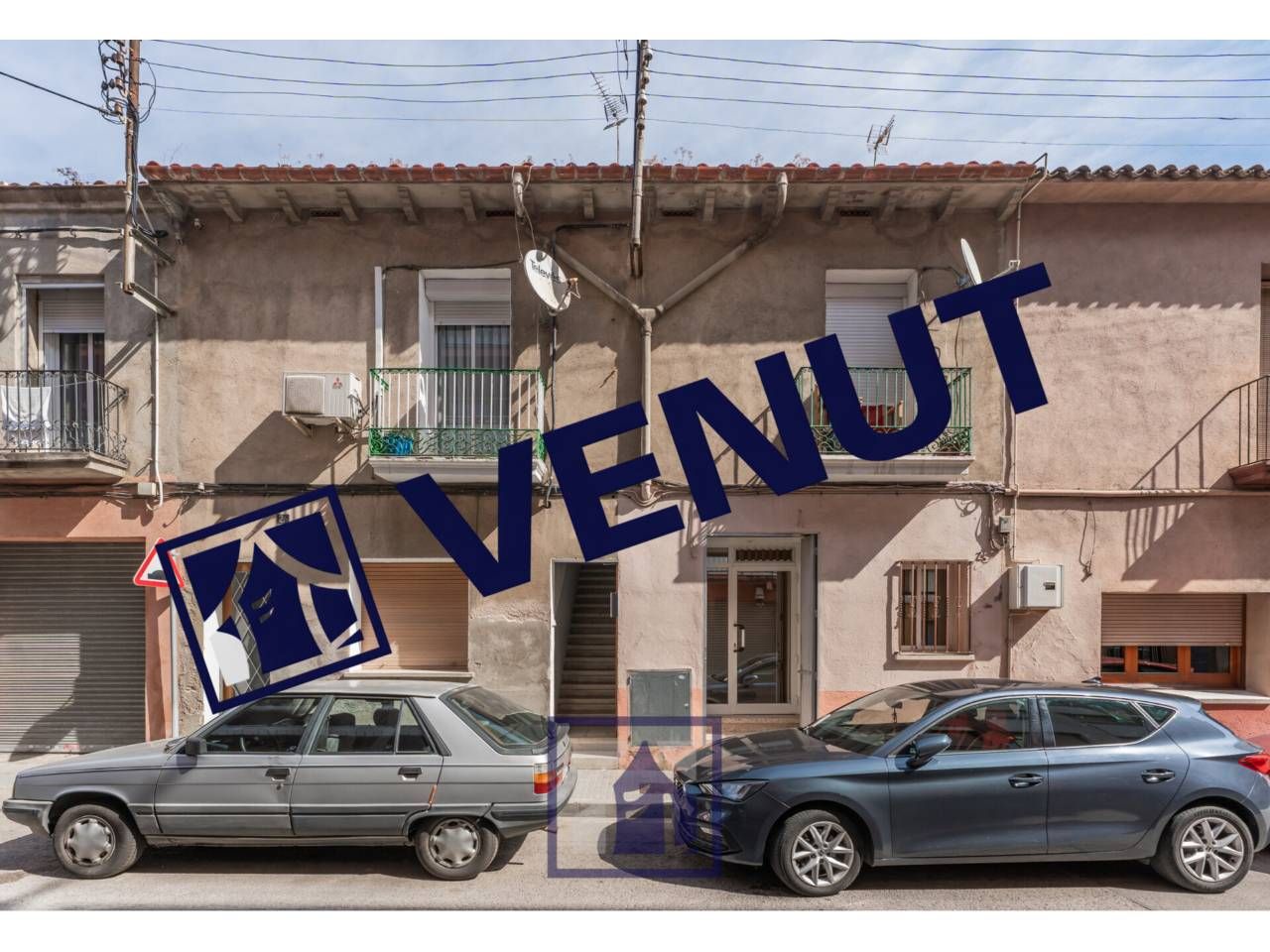 Außenansicht von Wohnung zum Verkauf in La Llagosta mit Privatgarten, Terrasse und Abstellraum