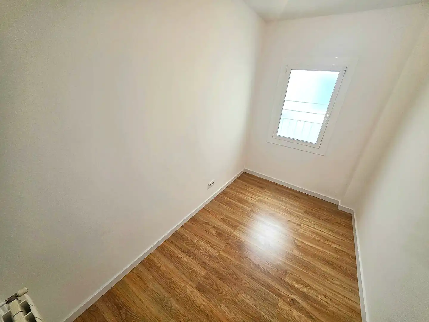 Wohnung zur Miete in Calle de Felipe de Paz, La Maternitat i Sant Ramon