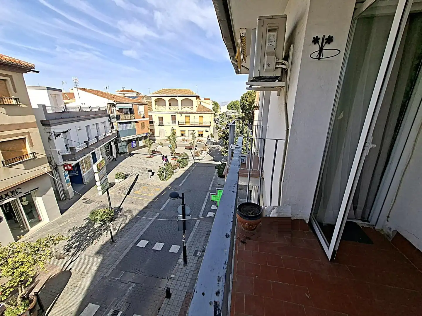 Vista exterior de Piso en venta en Cúllar Vega