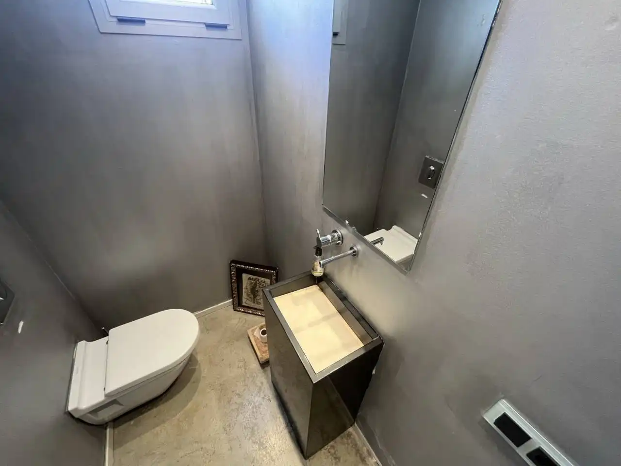 Bany de Casa o xalet en venda en Girona amb Aire condicionat, Calefacció i Jardí privat