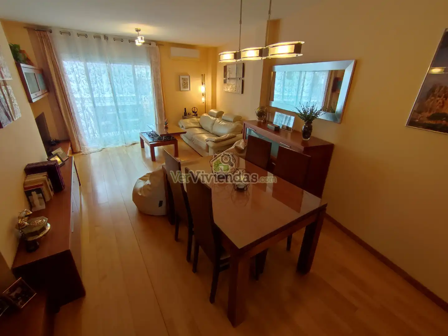 Sala de estar de Piso en venta en Barcelona con Aire acondicionado, Calefacción y Parquet