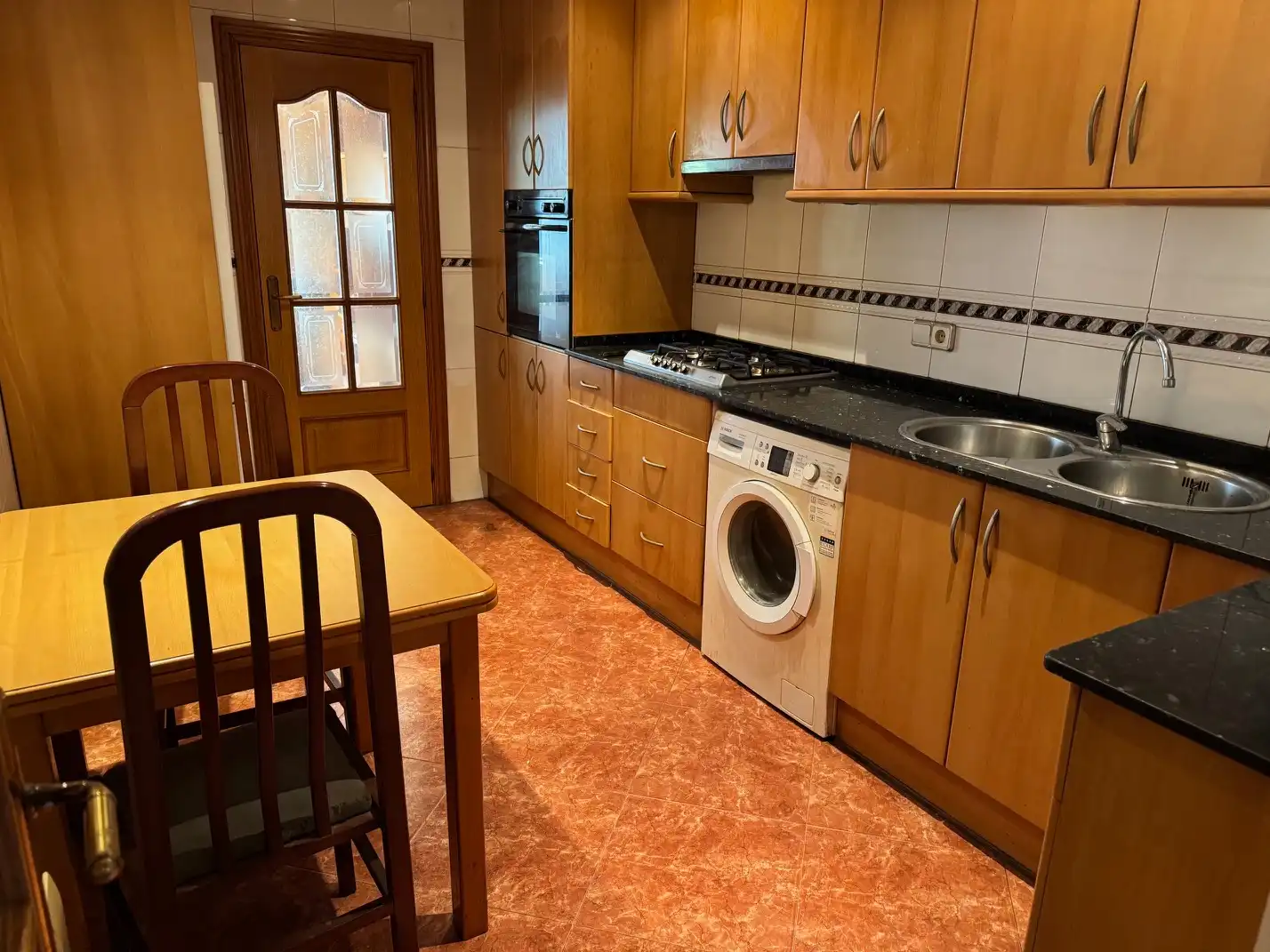 Cocina de Piso en venta en Barcelona con Aire acondicionado, Calefacción y Horno