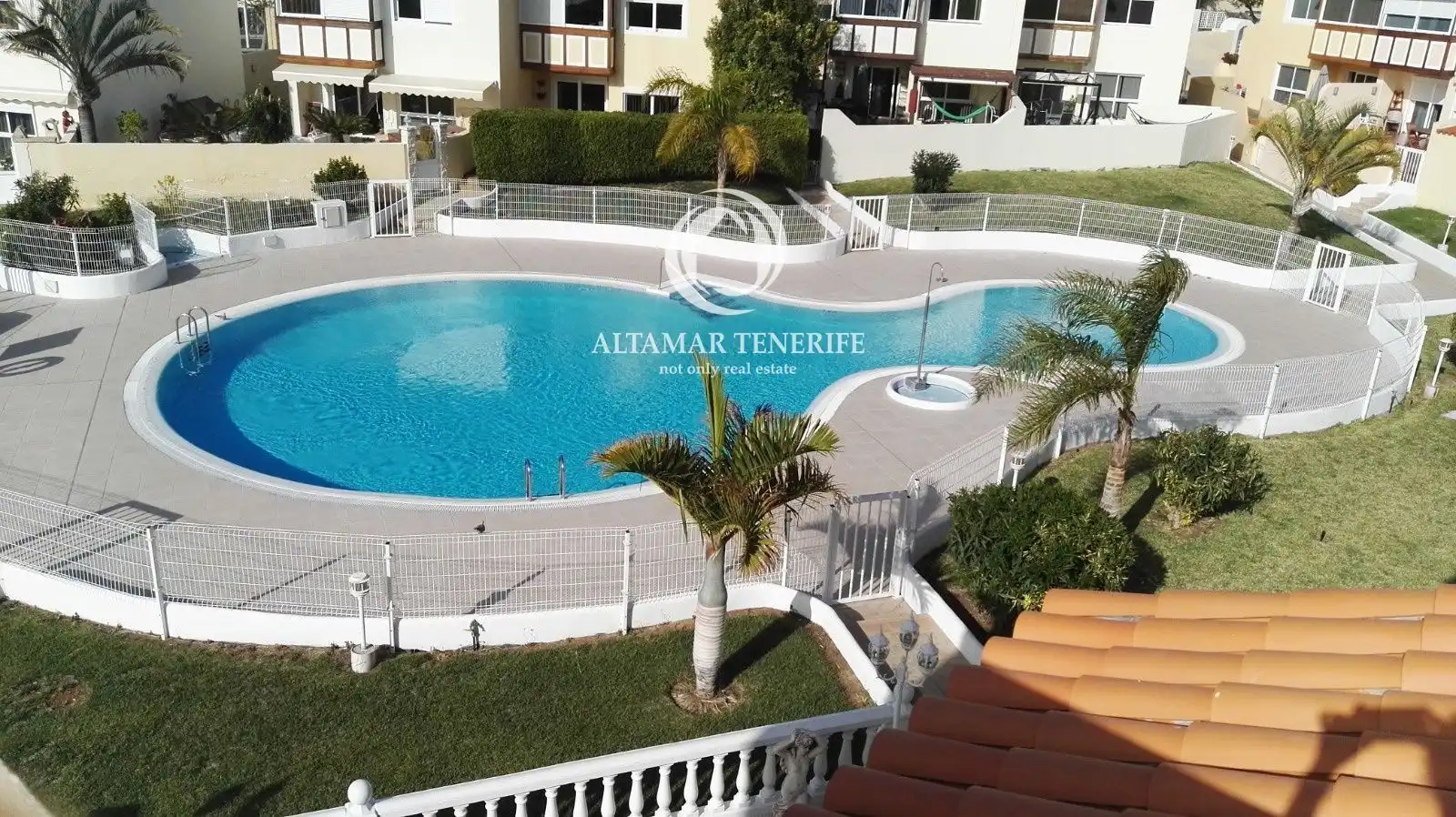 Adosado con piscina en venta en barranco de fañabe