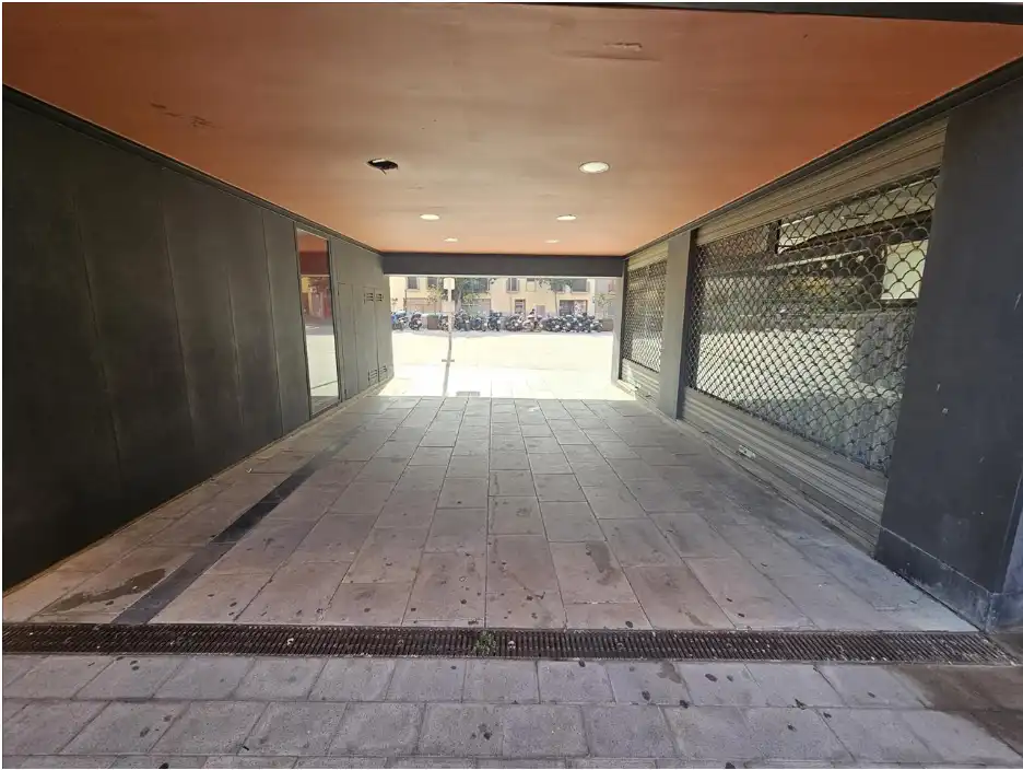 Business premises for sale in Carrer de Pagès i Morató, imagen 5