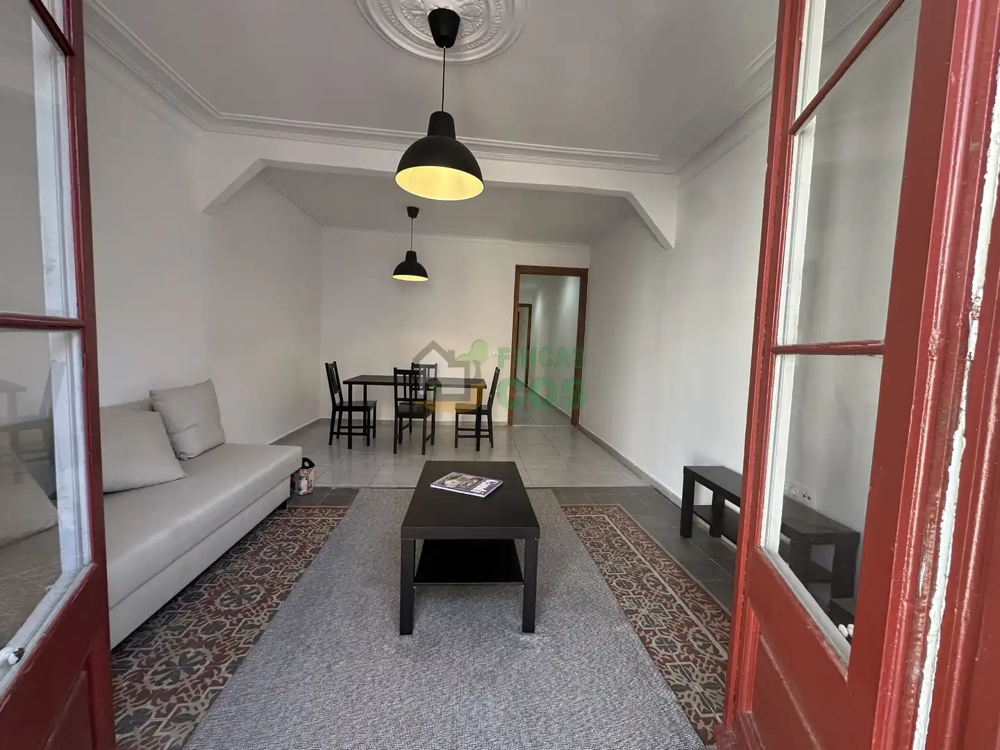 Piso con terraza en venta en Rambla del Raval