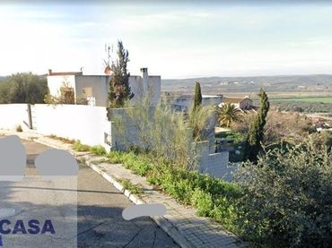 Detached house with pool for sale in Los Cigarrales - La Bastida
