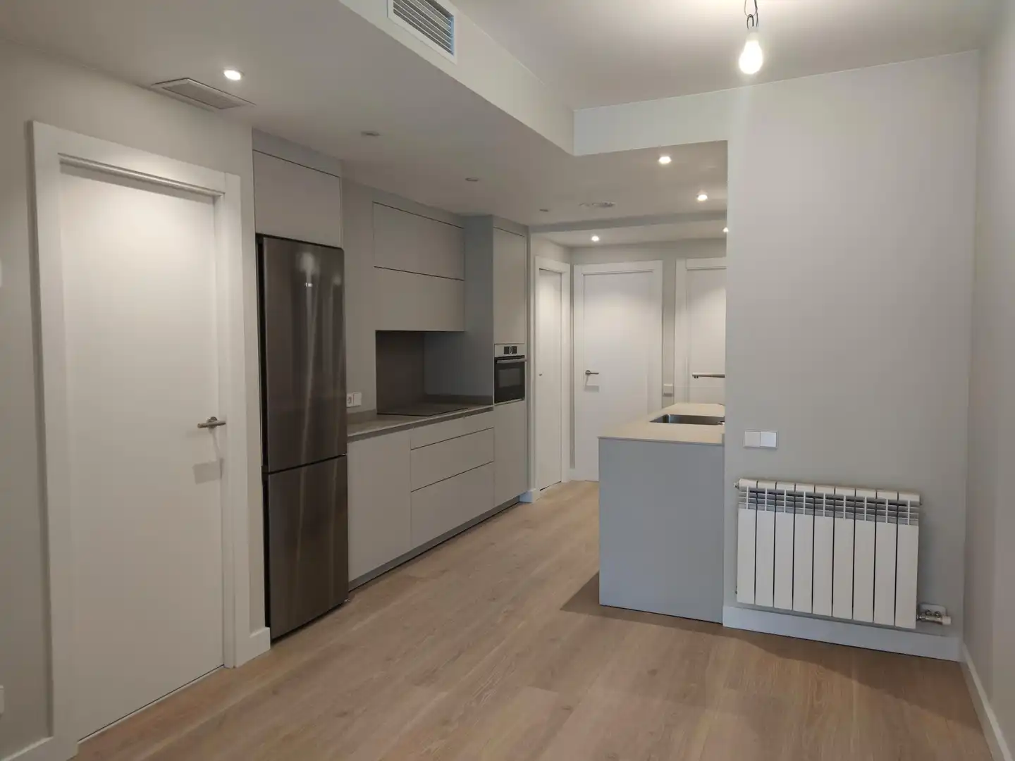 Cocina de Piso de alquiler en Girona con Aire acondicionado, Calefacción y Parquet
