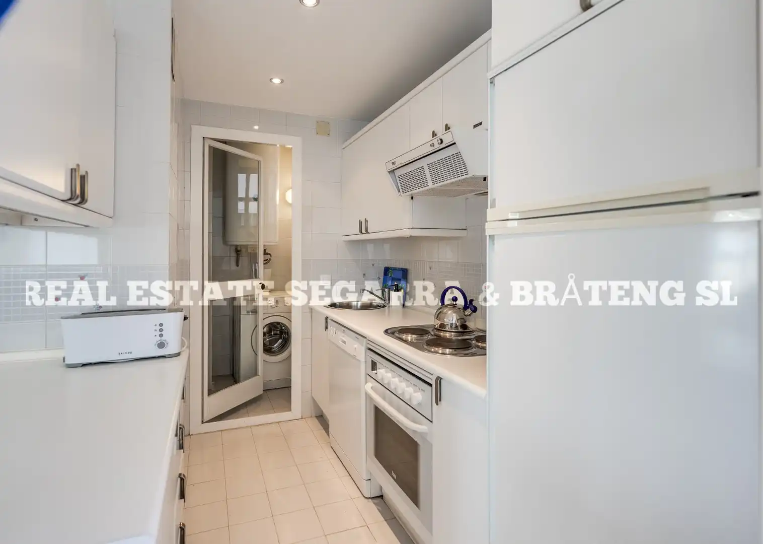 Kitchen of Apartments for sale in Marbella  with Air Conditioner, Terrace and Furnished