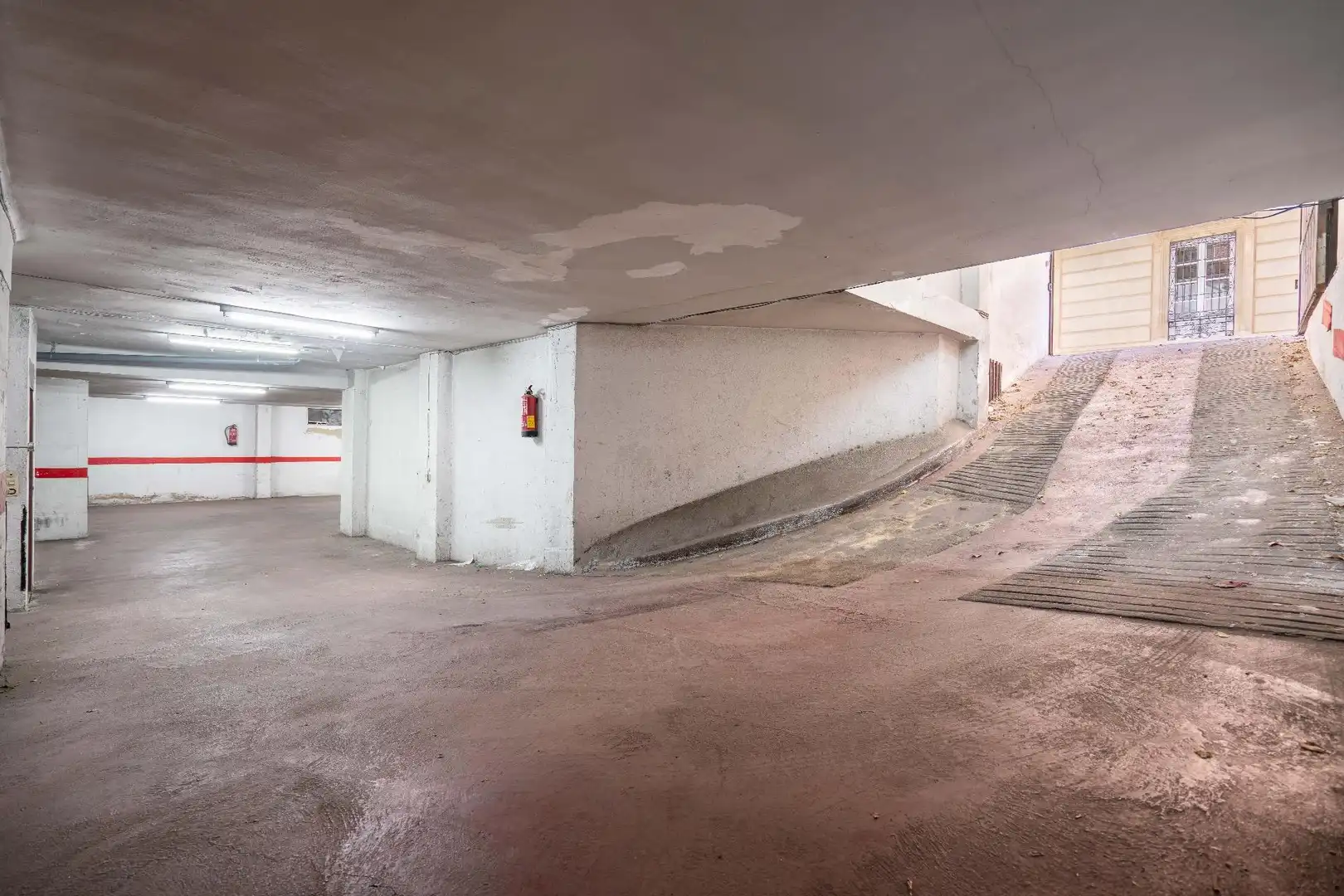 Einzelparkplatz zum Verkauf in Calle Navarro Rodrigo, imagen 7