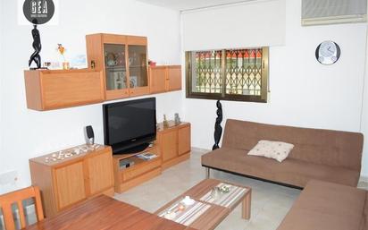 Sala d'estar de Apartament en venda en Vila-seca amb Aire condicionat i Terrassa