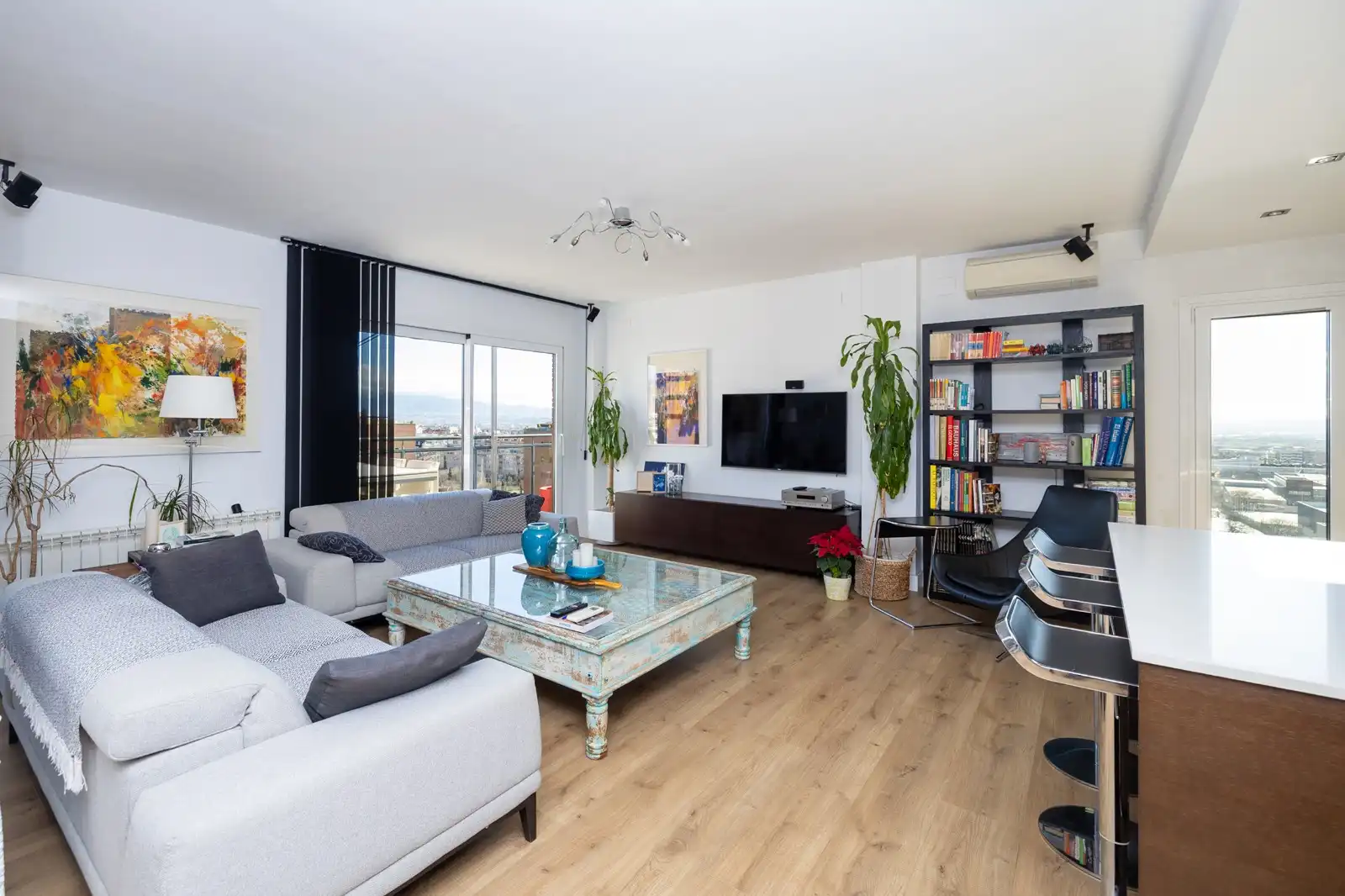 Sala de estar de Ático en venta en Granada con Aire acondicionado, Calefacción y Terraza
