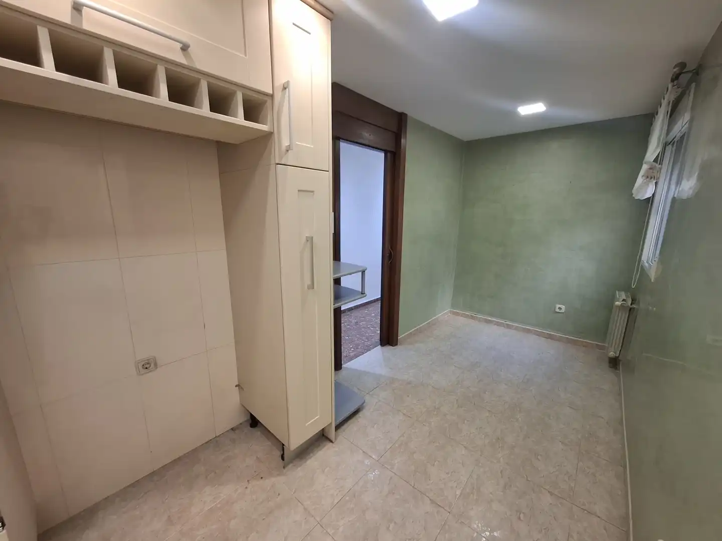Küche von Wohnung zum Verkauf in Valencia mit Klimaanlage, Heizung und Abstellraum