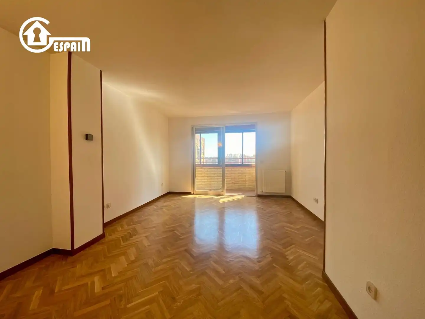 Sala d'estar de Pis de lloguer en Madrid amb Calefacció, Jardí privat i Terrassa