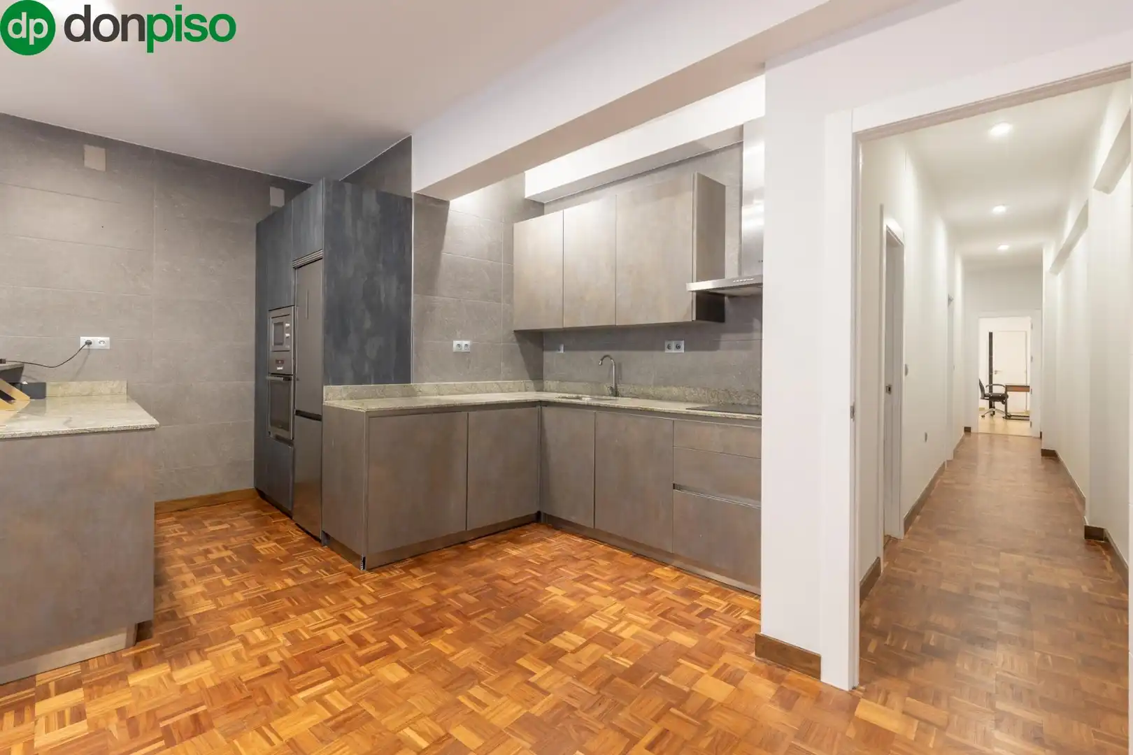 Piso con ascensor en venta en Calle PINTOR LOPEZ MEZQUITA, imagen 4