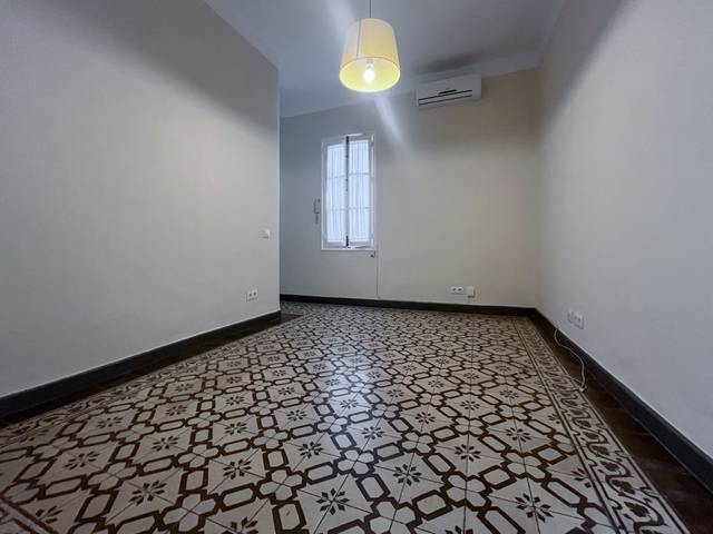 Piso en Alquiler en La Calzada - La Florida