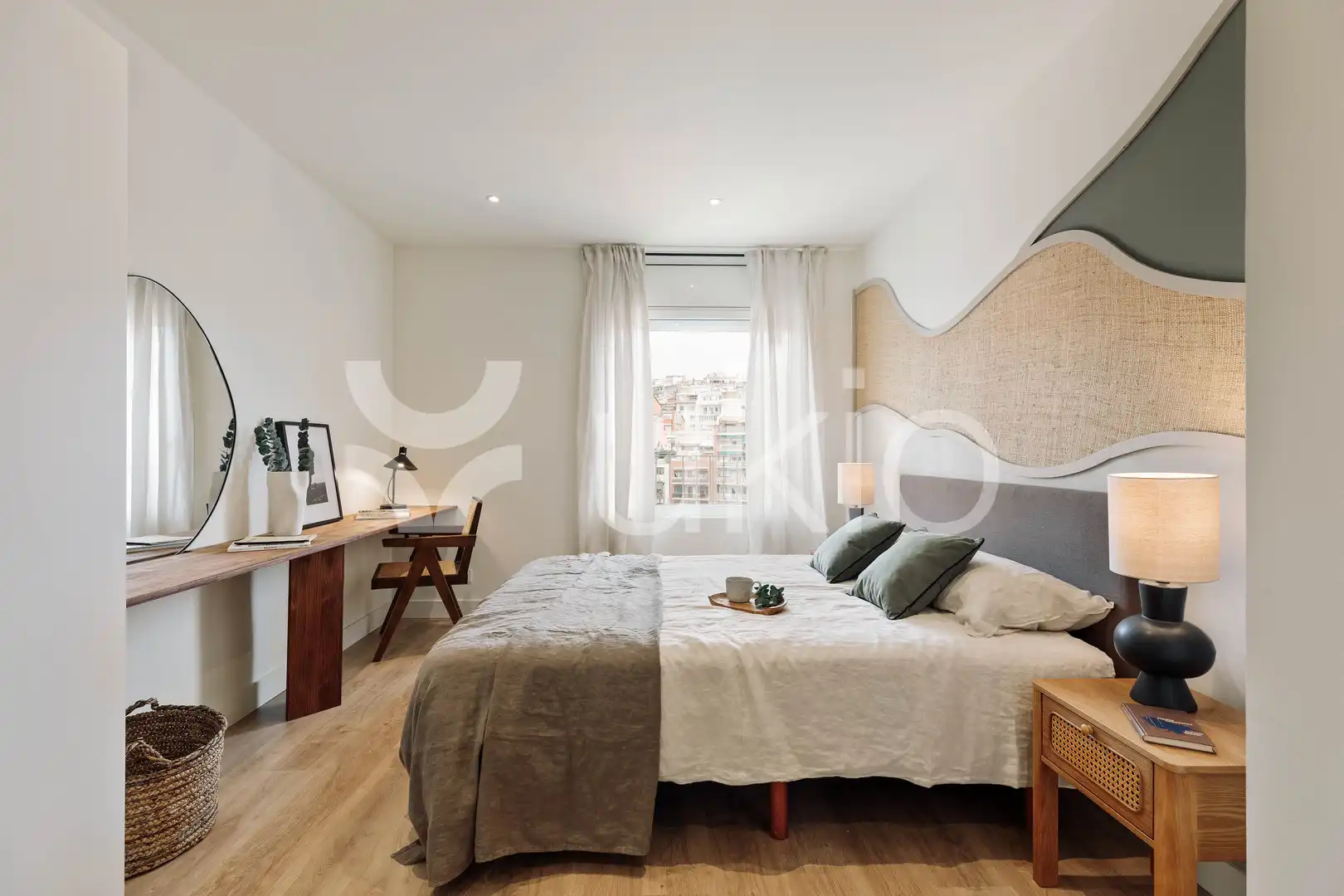 Schlafzimmer von Wohnungen zur Miete in Barcelona mit Klimaanlage, Heizung und Möbliert