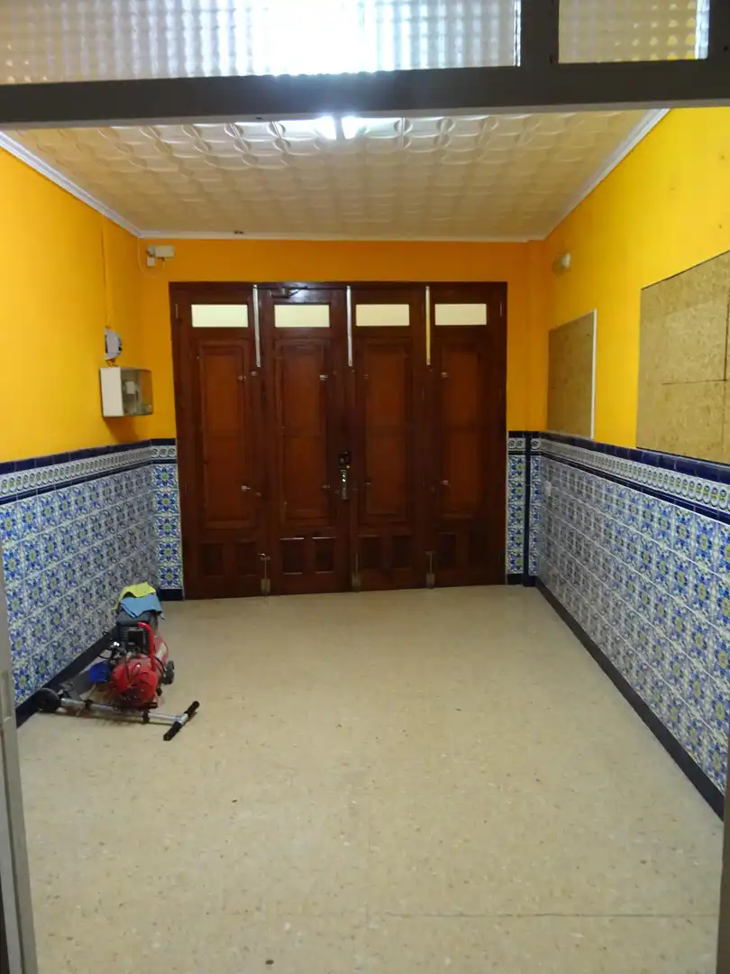 Local comercial de lloguer a Algemesí