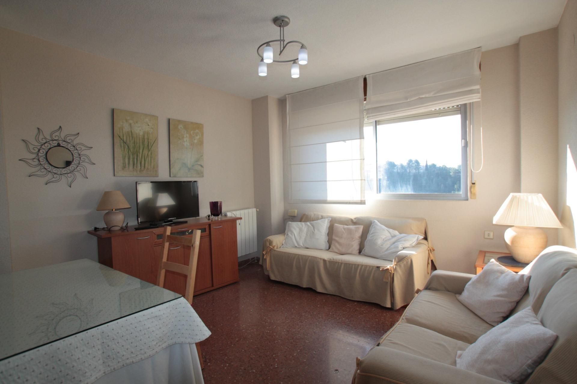 Sala d'estar de Apartament de lloguer en  Granada Capital amb Calefacció