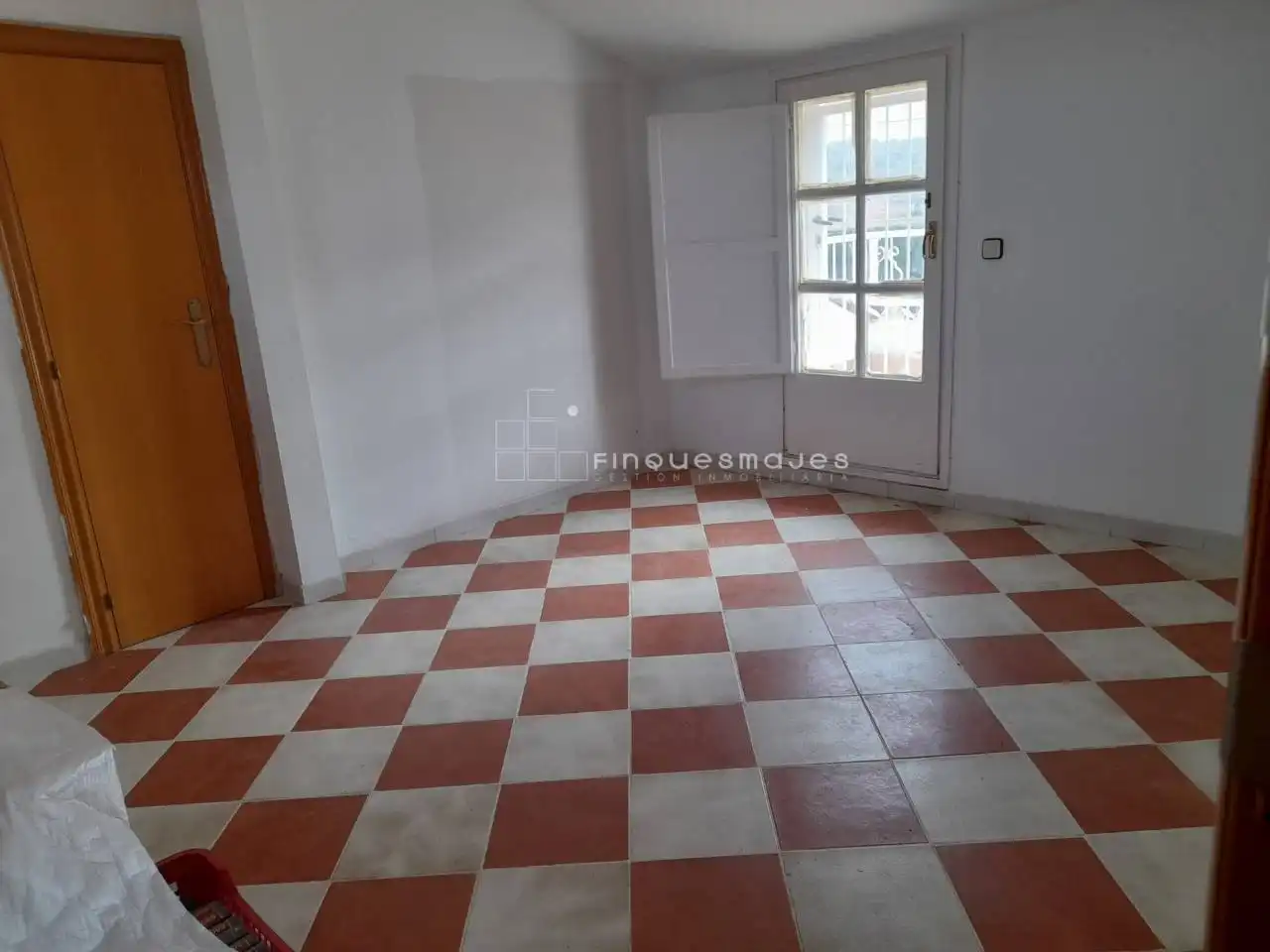 Country homes for sale in Sentmenat  with Air Conditioner, Heating and Private garden