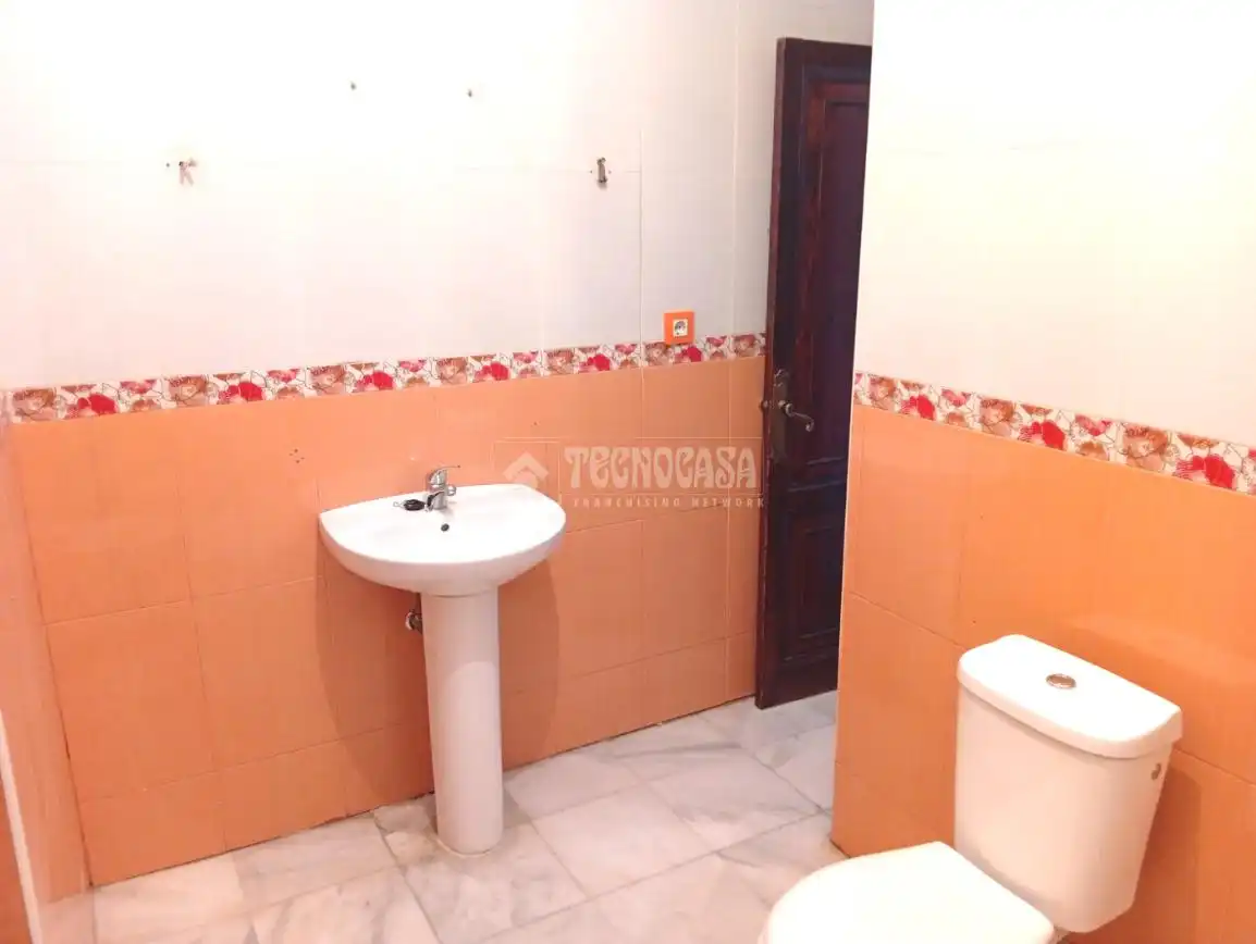 Baño de Casa adosada en venta en Coria del Río