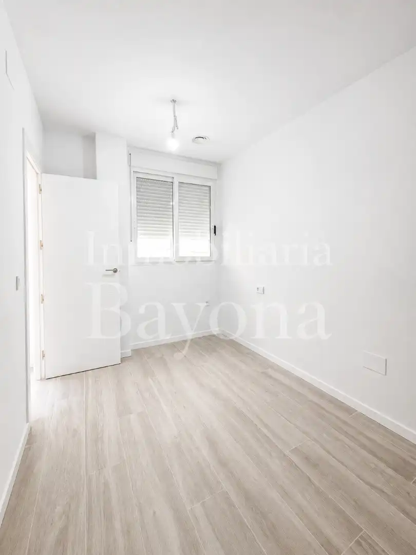 Habitación de Piso en venta en Alcantarilla con Trastero