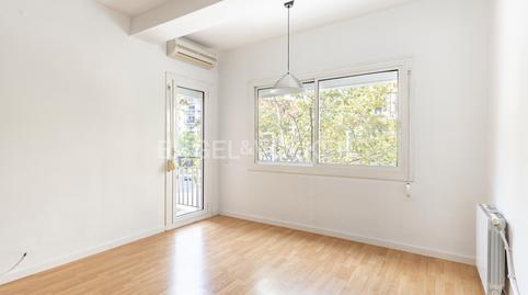 Foto 4 de Apartament en venda a Sant Antoni, Barcelona