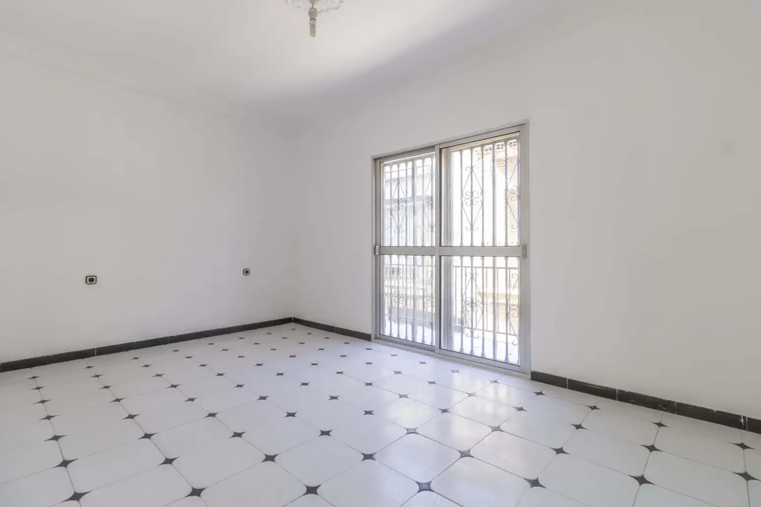 Casa adosada en venda en Sevilla amb Terrassa i Balcó