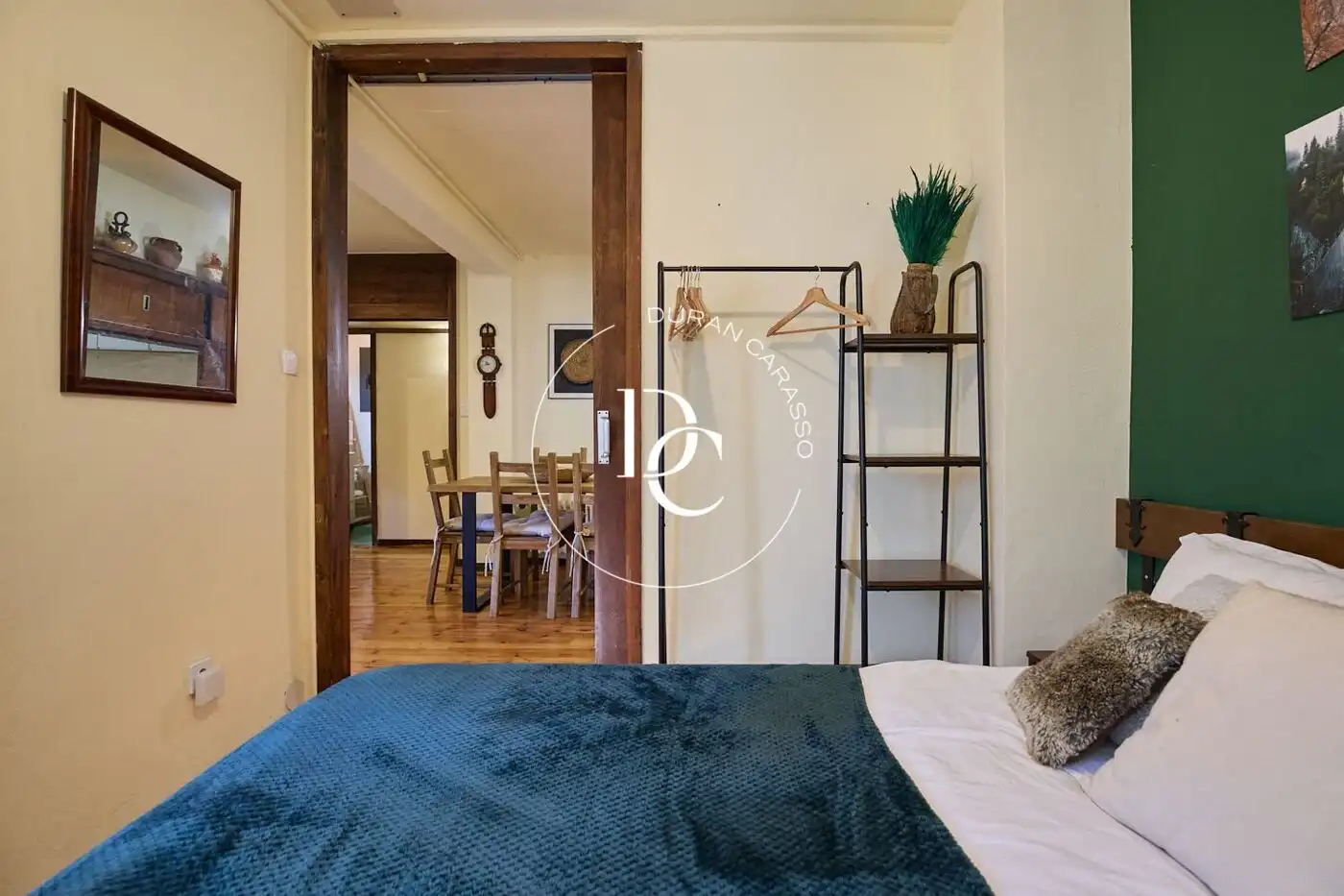 Habitación de Piso en venta en Alp con Calefacción, Terraza y Amueblado