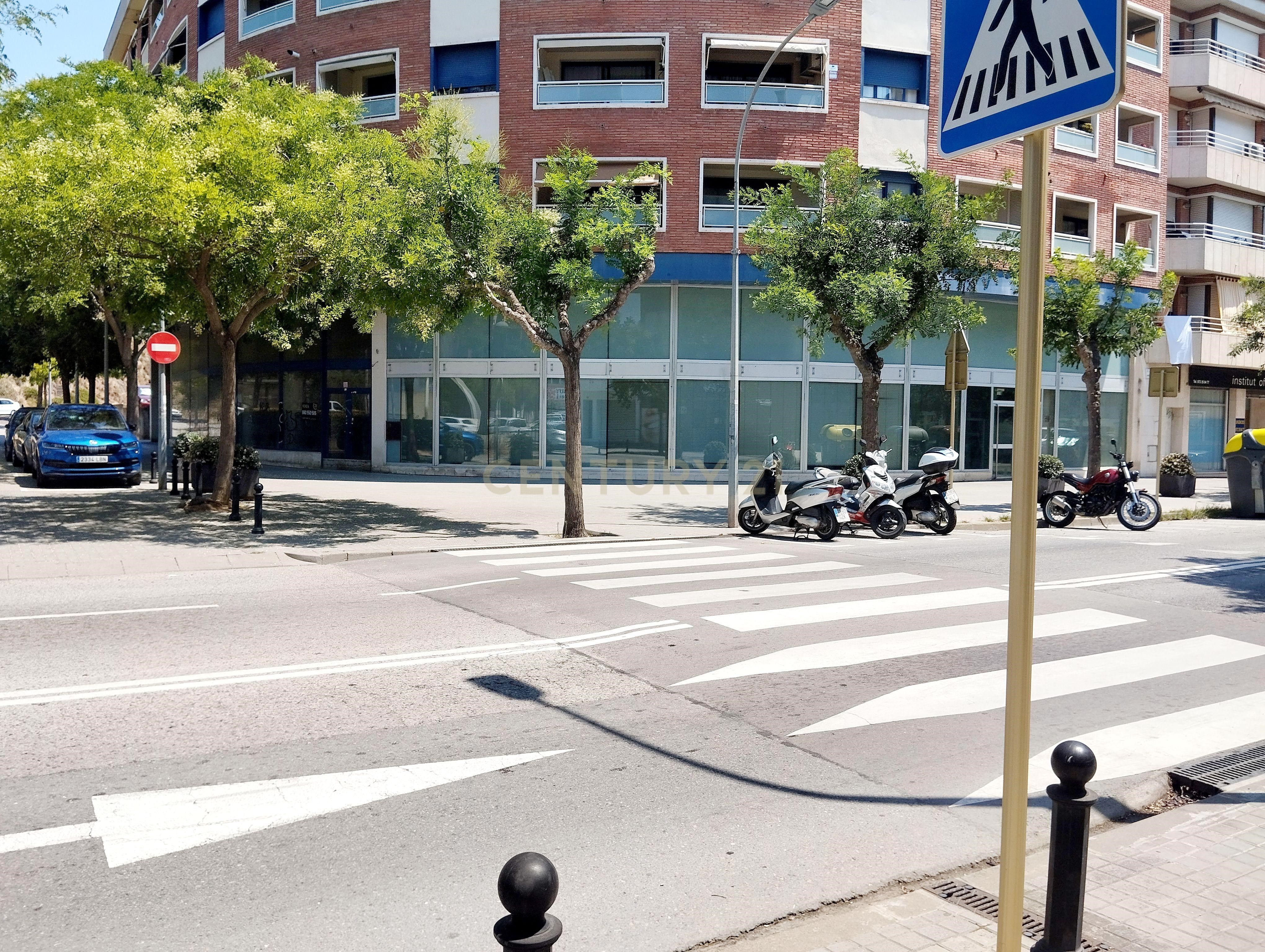 Vista exterior de Oficina en venda en Blanes