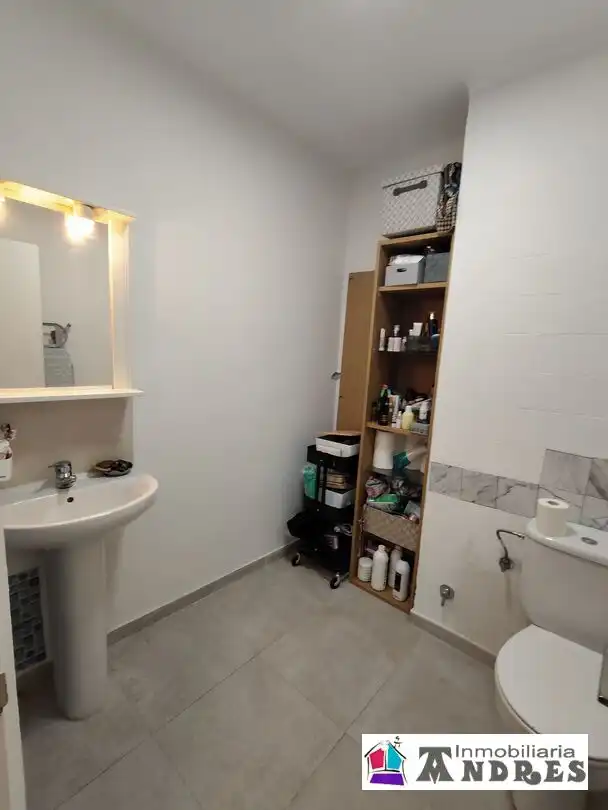 Badezimmer von Wohnung zum Verkauf in Bermeo mit Heizung, Terrasse und Abstellraum