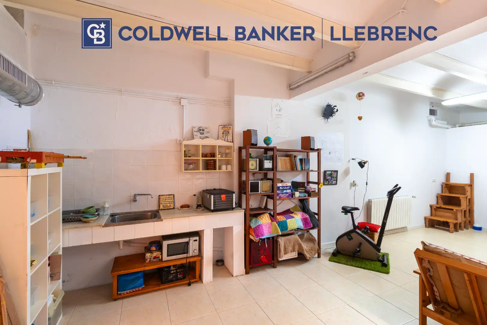 Cocina de Local en venta en Sant Cugat del Vallès con Calefacción y Internet