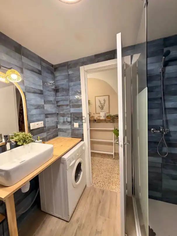 Baño de Piso en venta en Cullera con Aire acondicionado, Terraza y Balcón