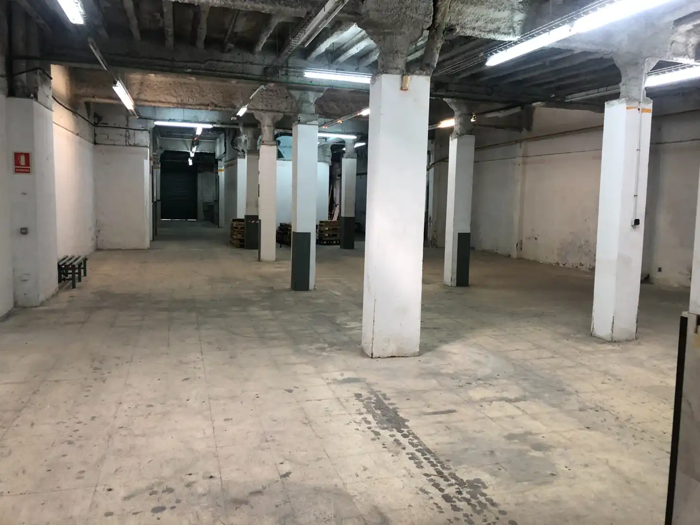 Local comercial de lloguer a Carrer de Tamarit, imagen 4
