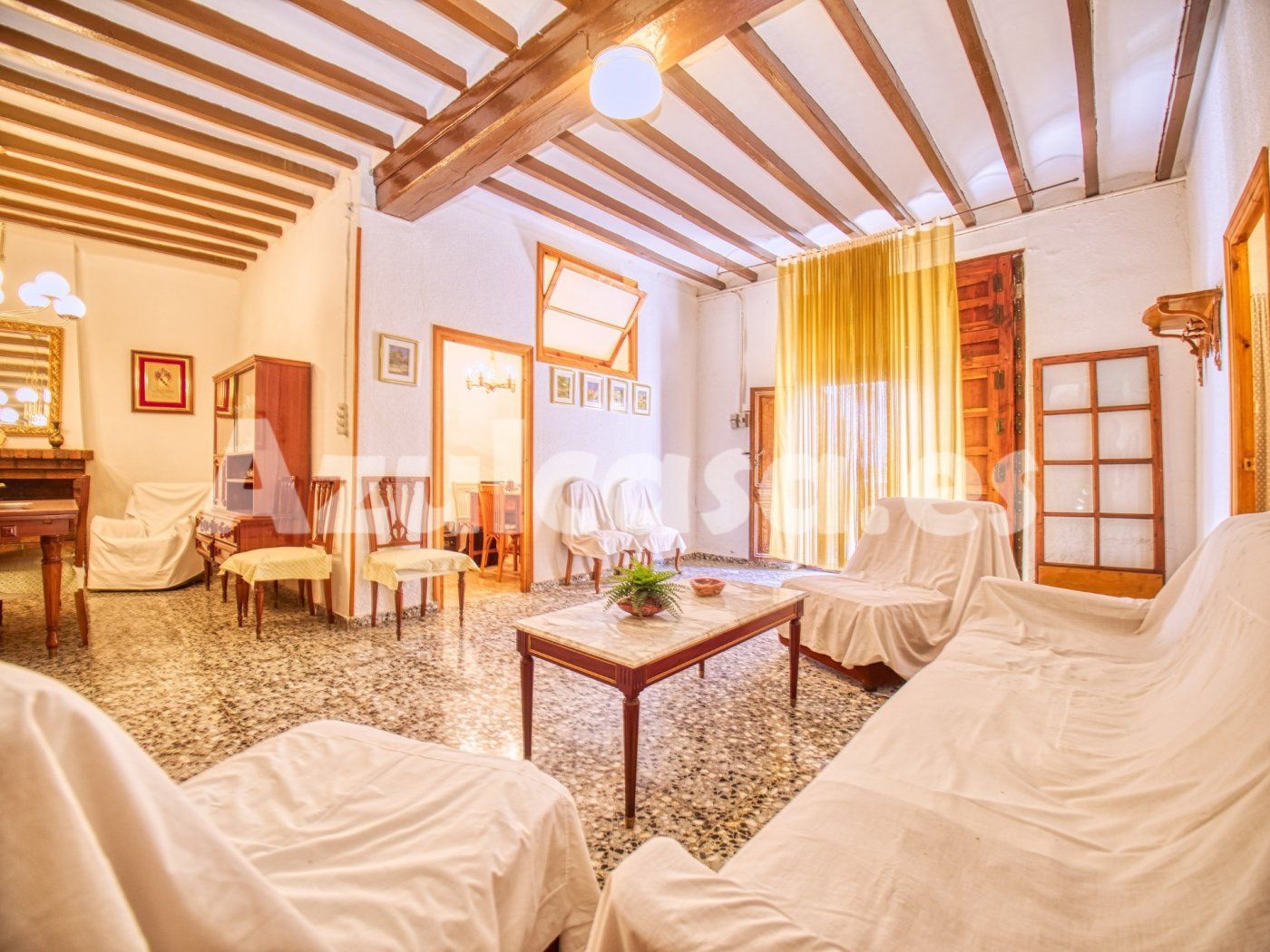 Sala d'estar de Casa o xalet en venda en Sella amb Terrassa i Traster