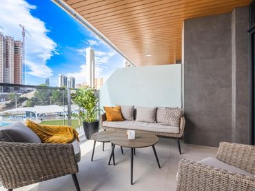 Appartement compact avec piscine à vendre à Playa de Poniente